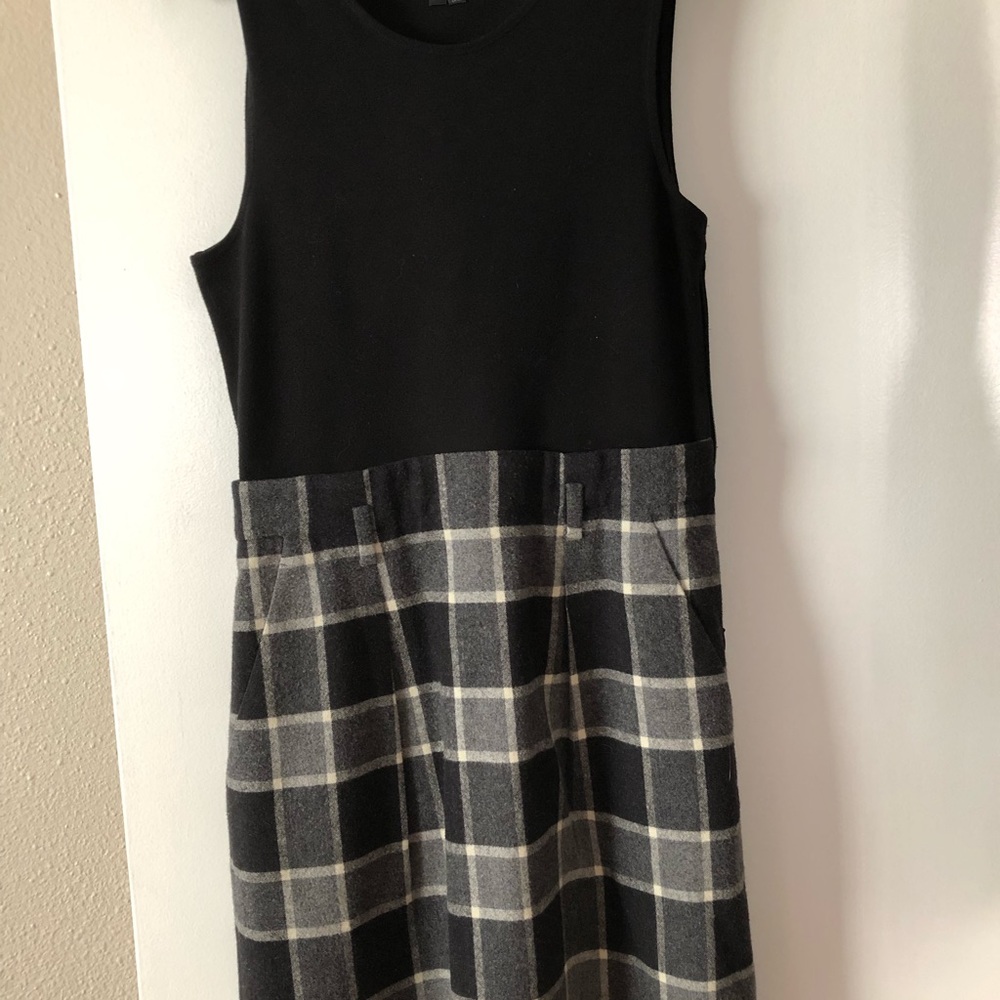 THEORY Gray Wool Plaid Attached Waist Stretch Top Belt Loops Dress Size 8